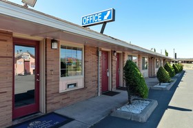 Americas Best Value Inn & Suites- Klamath Falls