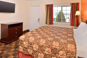 Americas Best Value Inn & Suites- Klamath Falls