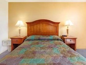 Super 8 by Wyndham Klamath Falls