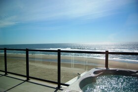 Beachfront Manor Lincoln City