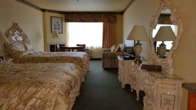 Palace Inn & Suites