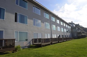 Sailor Jack Oceanfront Motel