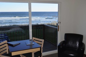 Sailor Jack Oceanfront Motel