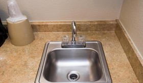 Sandcastle Beachfront Motel