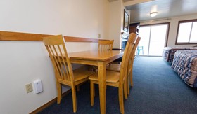 Sandcastle Beachfront Motel