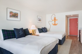 Surftides Lincoln City