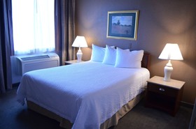 The Ashley Inn & Suites