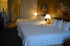 The Ashley Inn & Suites
