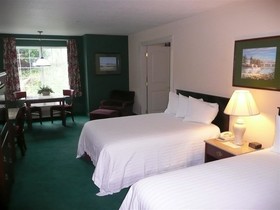 The Ashley Inn & Suites