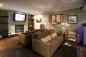 The Coho Oceanfront Lodge