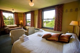 McMenamins Hotel Oregon