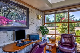 Americas Best Value Inn Phoenix-Ashland