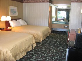 Americas Best Value Inn Phoenix-Ashland