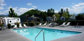 Americas Best Value Inn Phoenix-Ashland