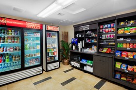 Candlewood Suites Medford