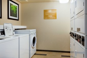 Candlewood Suites Medford