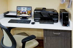 Candlewood Suites Medford