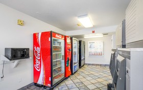 Motel 6 Medford North