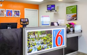 Motel 6 Medford North