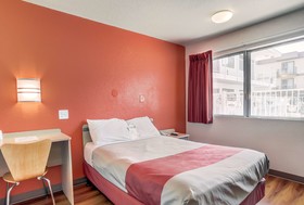 Motel 6 Medford South