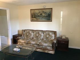 Relax Inn Of Medford