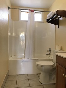 Relax Inn Of Medford