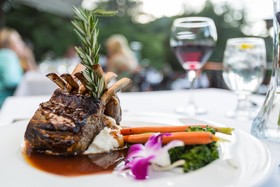 Morrison's Rogue River Lodge