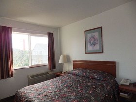 Travelodge Suites by Wyndham Newberg