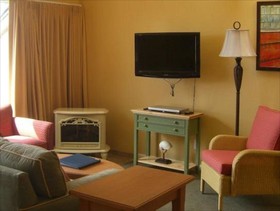 Embarcadero Resort Hotel & Marina