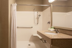 Holiday Inn Express Newport