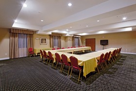 Holiday Inn Express Newport