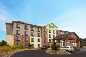 Holiday Inn Express Newport
