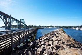 Holiday Inn Express Newport