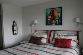 Nye Beach Condos & Cottages