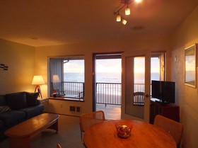 Nye Beach Condos & Cottages