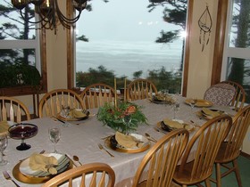 Tyee Lodge Bed and Breakfast