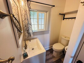 Raines Resort Cabins & RV