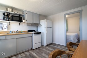 Raines Resort Cabins & RV