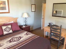 Rugged Country Lodge