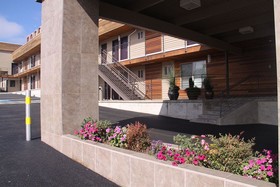 Aladdin Inn & Suites