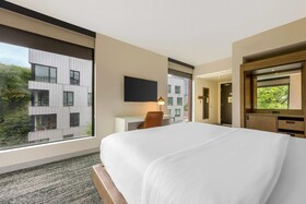 Cambria Hotel Portland - Pearl District