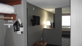Country Inn & Suites by Radisson, Delta Park North Portland