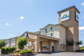 SureStay Plus Hotel by Best Western Portland East