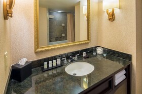 Embassy Suites by Hilton Portland Downtown