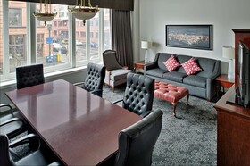 Embassy Suites by Hilton Portland Downtown