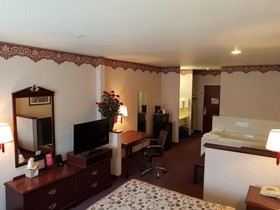 Portland Suites Airport East