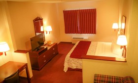 Portland Suites Airport East