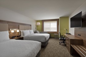 Holiday Inn Express & Suites Portland Airport Cascade Stn