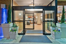 Holiday Inn Express Hotel & Suites Portland - Northwest Downtown