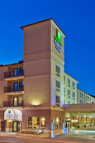 Holiday Inn Express Hotel & Suites Portland - Northwest Downtown